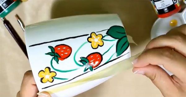 decorar con pintura la porcelana