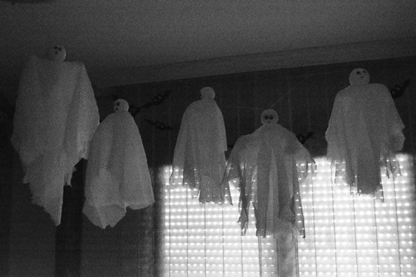 Fantasmas voladores decocacion infantil Halloween