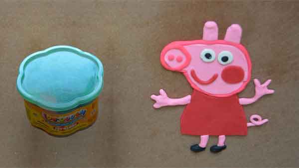 Hacer Peppa Pig con plastilina