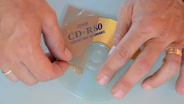 Pelar CDs 